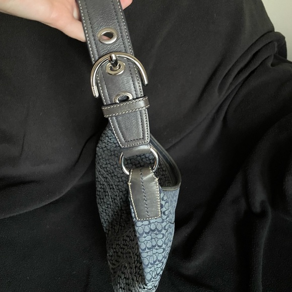 Coach purse - Picture 3 of 5